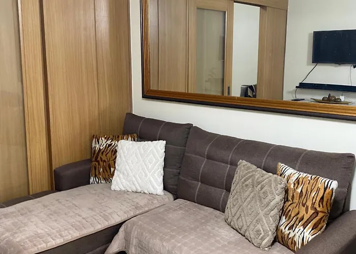 Shell Staycation B Aparthotel